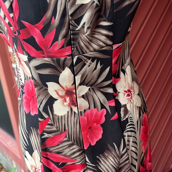 EUC Tropical Floral Midi Dress - Picture 5 of 13